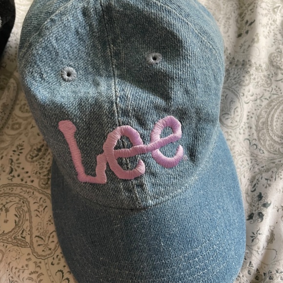 H&M x Lee denim hat - Picture 2 of 4